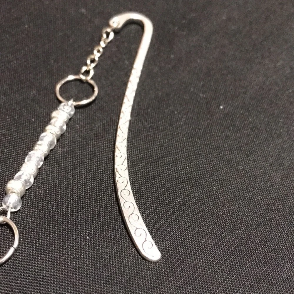 Metal Shepherd’s Hook Bkmk w/Chain, Glass Seed Beads, & 4-part Angel Bead Charm - Picture 9 of 12